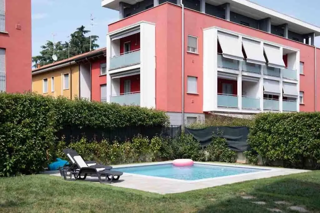 Appartamento Incantevole,Piscina Ad Uso Esclusivo Turate 0*,  Italy